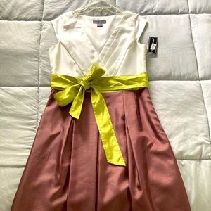 Jessica Howard size 12 Tie Dress (new with tags)